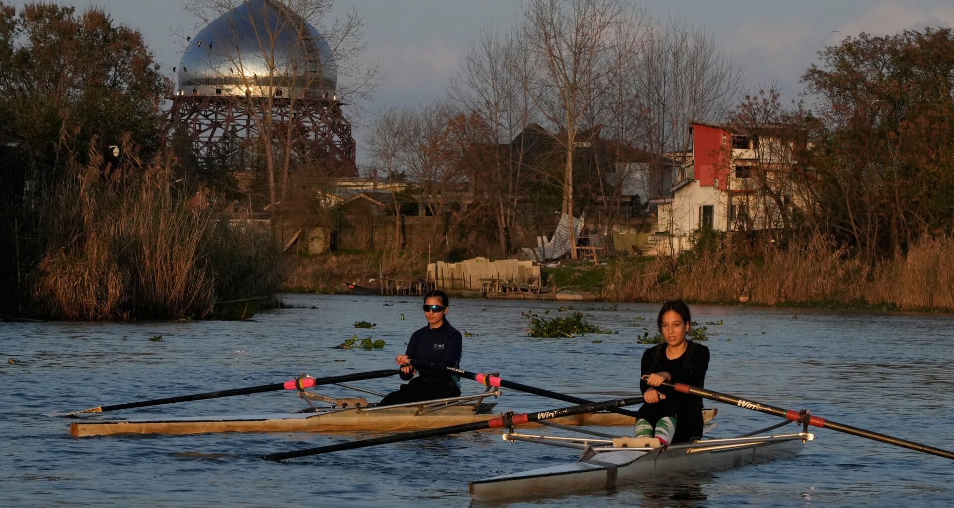 Photos of leisure and commerce along Iran's Caspian Sea coast