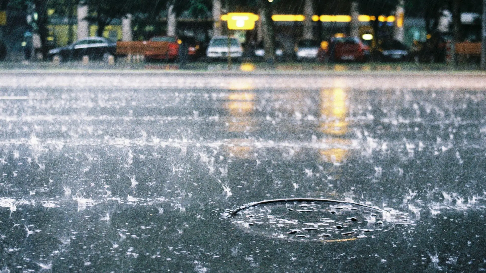 Depressão 'Francis' chega quinta-feira e não vem sozinha: traz chuva e vento forte a Portugal continental