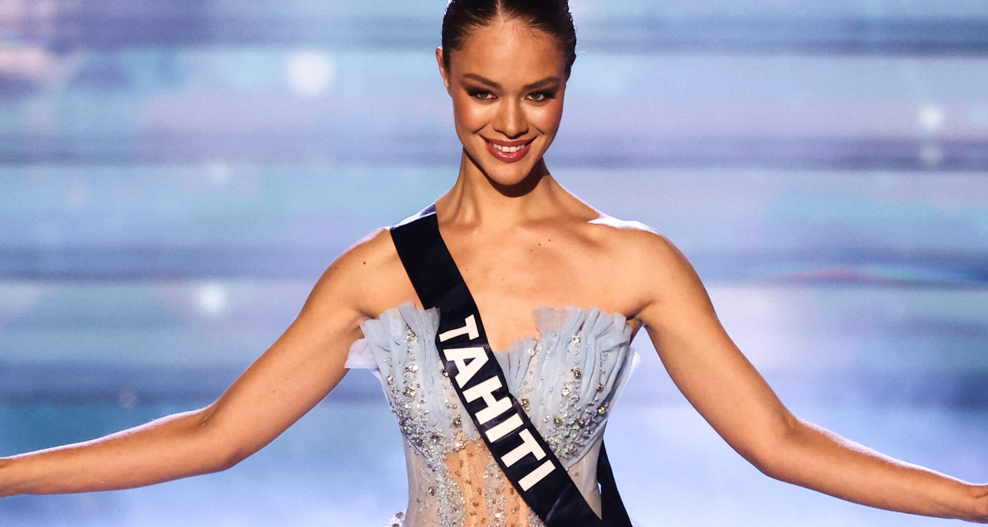 qui est Hinaupoko Devèze, Miss Tahiti ?
