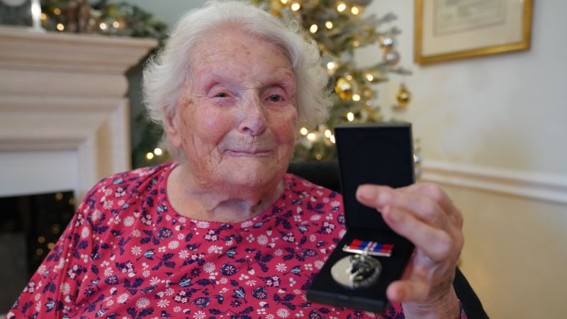 Christmas surprise as 102-year-old WW2 veteran receives war medal – 80 years on