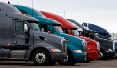 California delays revoking 17,000 commercial driver's licenses until March after immigrants sue