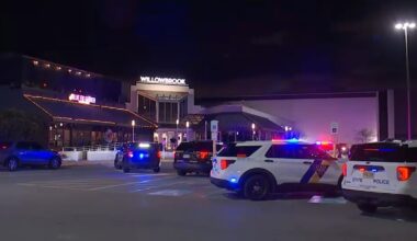 Willowbrook Mall shooting: Wayne Police investigating after shot fired in food court of NJ shopping center
