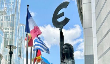 Еврогрупата одобри присъединяването на България към Европейския стабилизационен механизъм