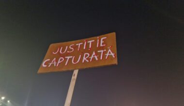 „Vă vedem!” Nou protest pentru reforma justiției. Câteva sute de oameni manifestează acum în București - VIDEO