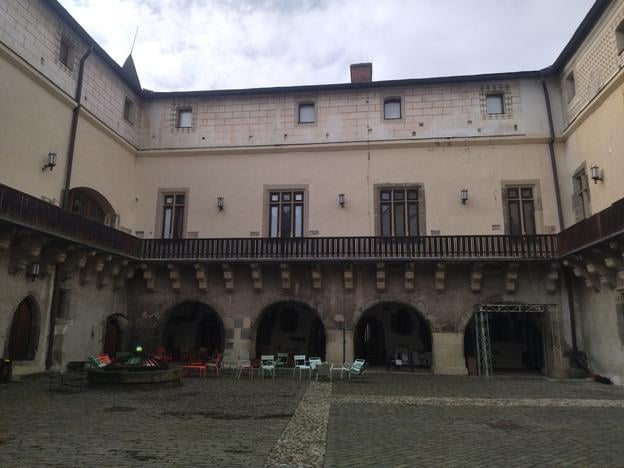 The café in the courtyard of Zvolen Castle.