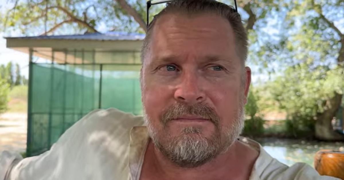 Mann geht zu Fuß um die Welt: Karl Bushby beendet Reise nach 27 Jahren