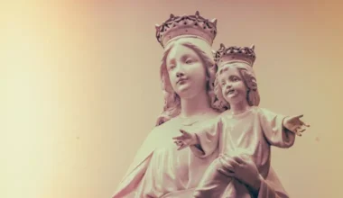 Leading Mariologists publish scathing critique of Vatican note on Mary’s titles