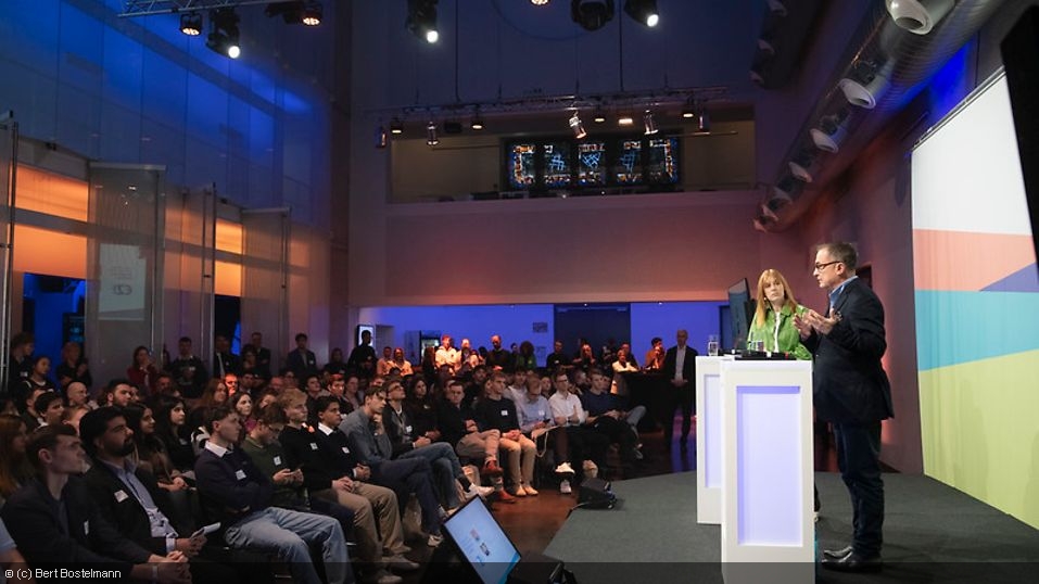 Euro20+: Lots of questions for two central bank heads