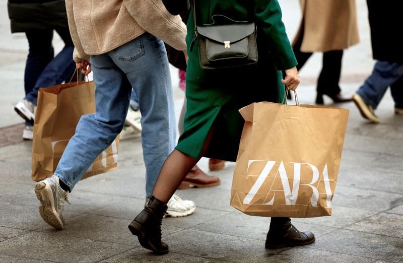 European Stocks Close Flat as Inditex Soars on November Sales Surge