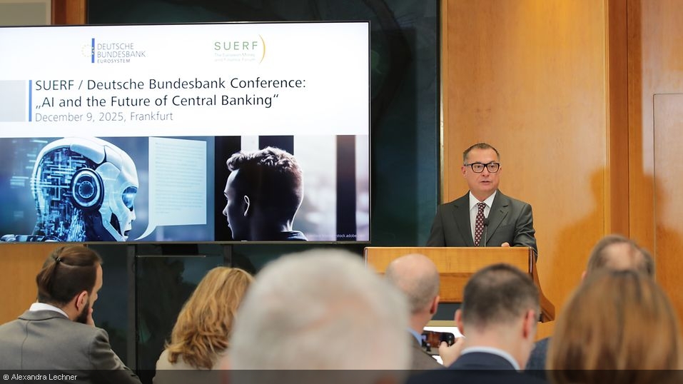 Zukunft der Geldpolitik: Wie KI das Zentralbankwesen transformiert