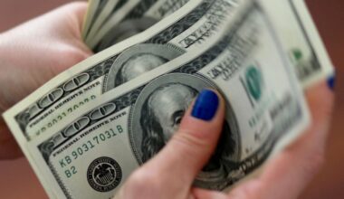 Dollar nears 2-1/2-month low as labour data leaves rate path uncertain | The Mighty 790 KFGO