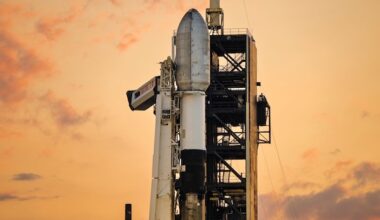 Falcon 9 launch of 29 Starlink satellite from the Kennedy Space Center is on hold – Spaceflight Now