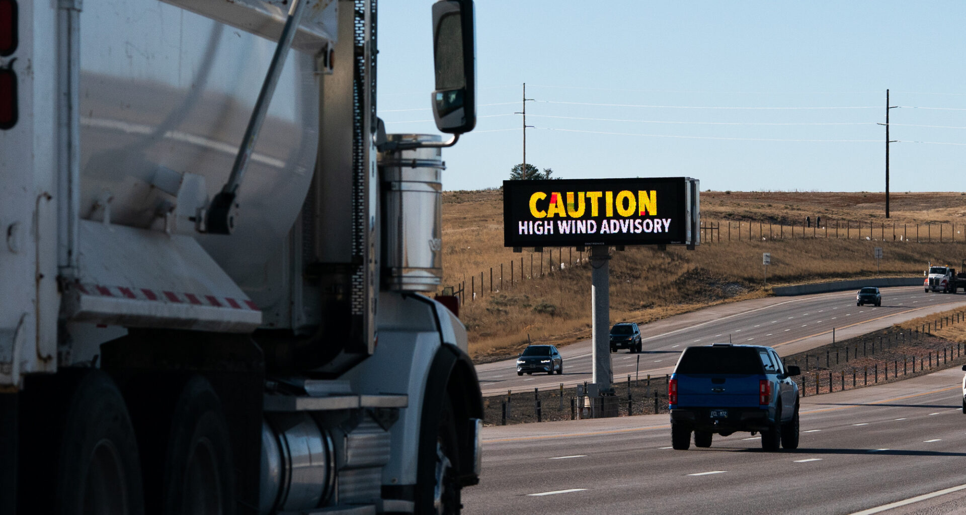 25K still without power Thursday, with shutoffs expected for 67K more tomorrow amid continued high winds 