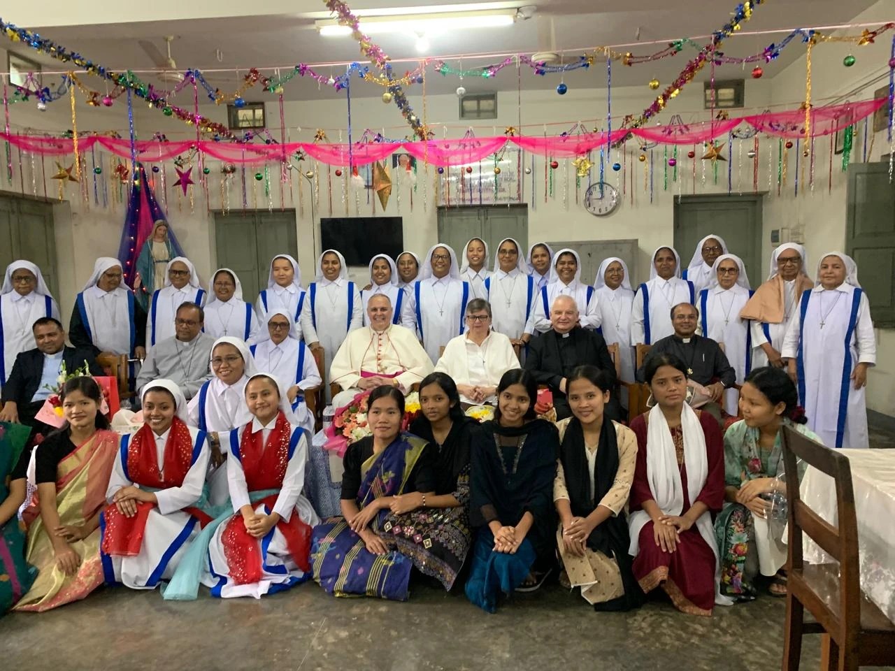 Amid security concerns, Vatican sister meets Bangladesh religious