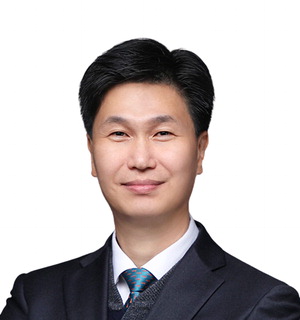 Professor Kim Eui-seok, Graduate School of Technology Management, KAIST