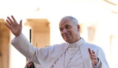 Take time to review the past year with God, Pope Leo XIV suggests