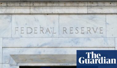 Minutes of latest Federal Reserve meeting reveal deep divide over interest rates | Federal Reserve