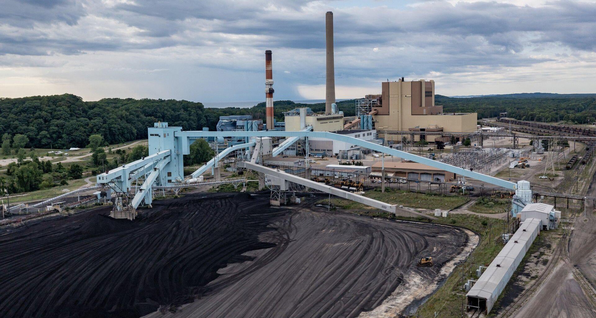 The Trump administration stopped four coal plants from retiring before 2026