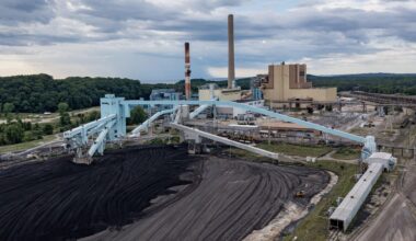 The Trump administration stopped four coal plants from retiring before 2026