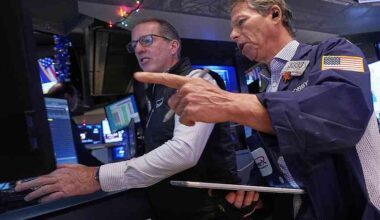 Stocks rise on Wall Street as AI stocks turn higher again