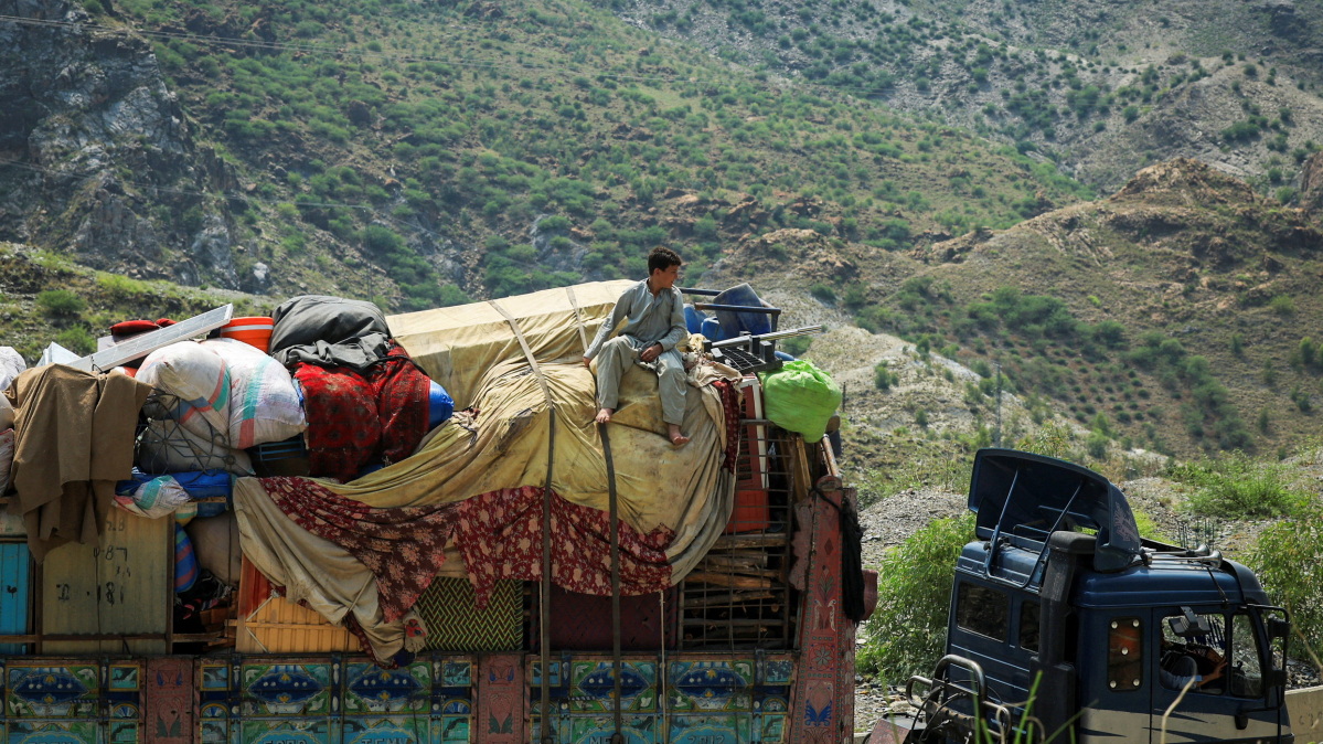 Iran urges international community to support refugees