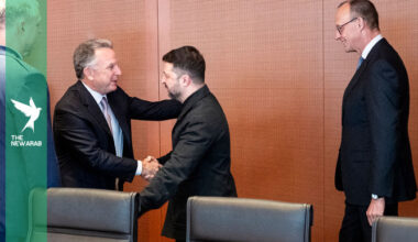 Zelensky holds new talks with US envoys on ending Ukraine war