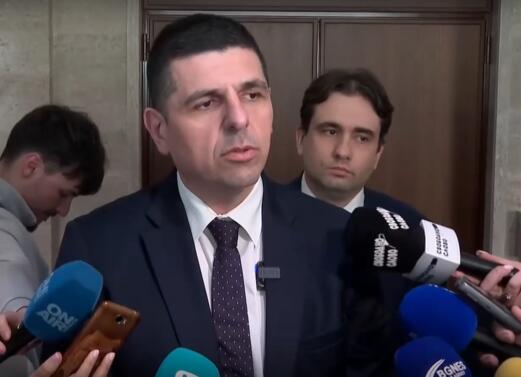 От „Да, България“ очакват уточнени от Борисов за каква опасност говори - Статии