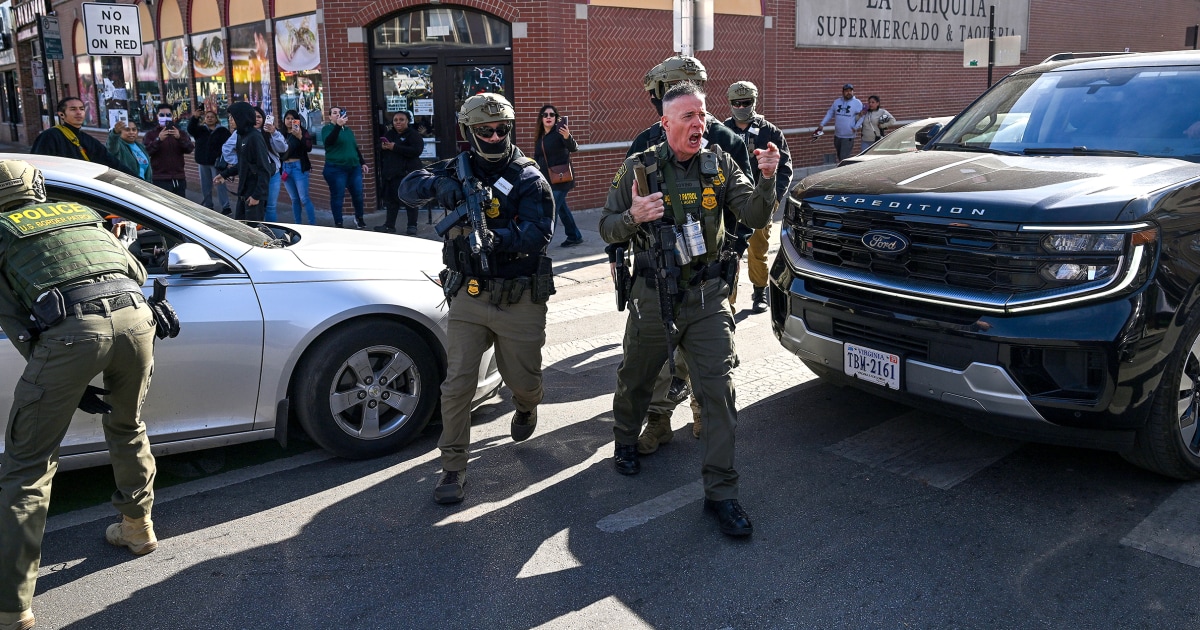 DOJ sues Illinois' governor over laws protecting immigrants at courthouses and hospitals