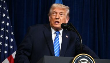 Trump targets Rep. Ilhan Omar in post attacking Somali immigrants over Minnesota fraud claims