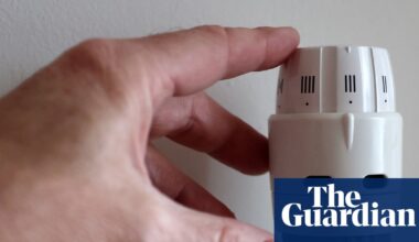 Drop in energy price cap set to save typical households £138 a year | Energy bills