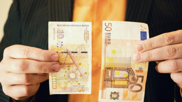 Георги Кадиев: Драмата с еврото започна