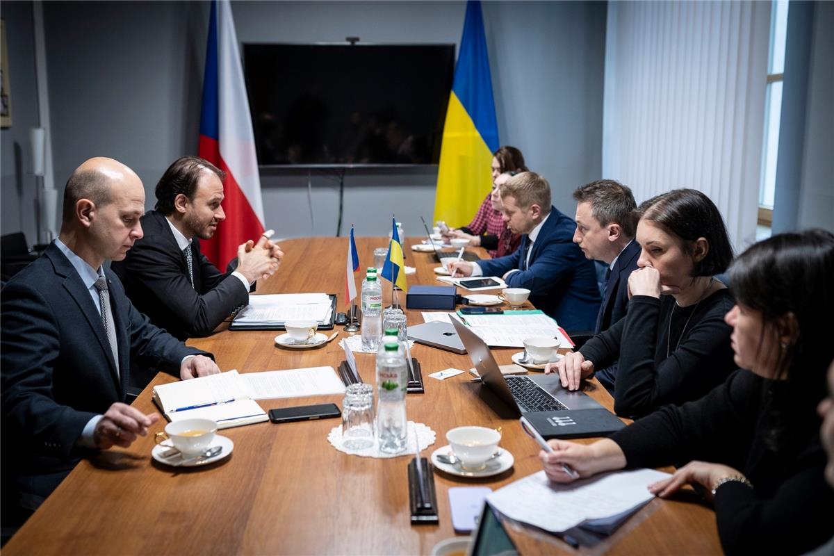 Ukraine and Czechia explore investment, energy cooperation, and industrial recovery