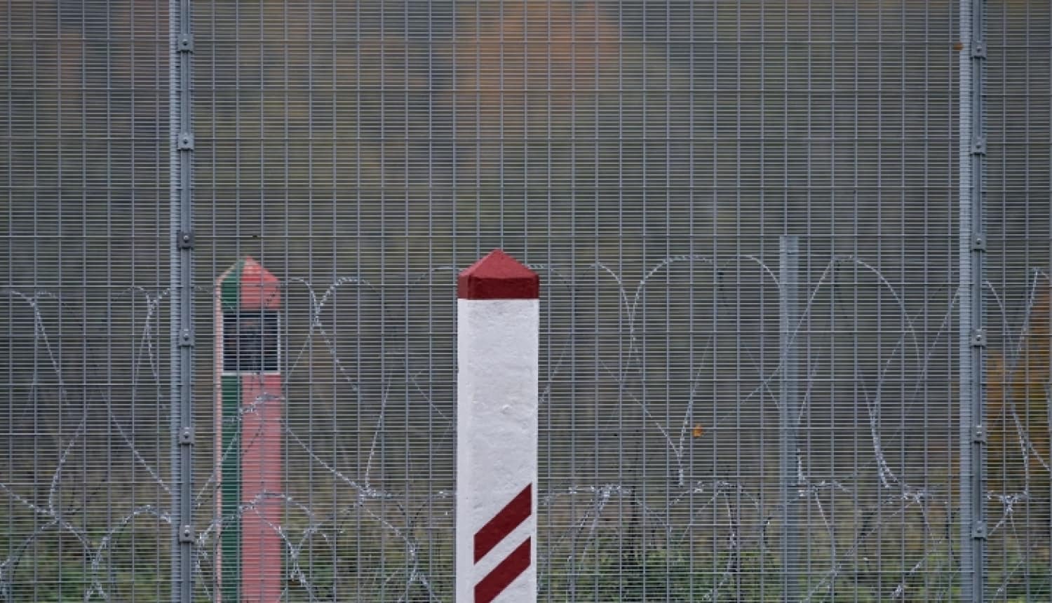 Latvia Completes 280-Kilometer Border Fence with Russia