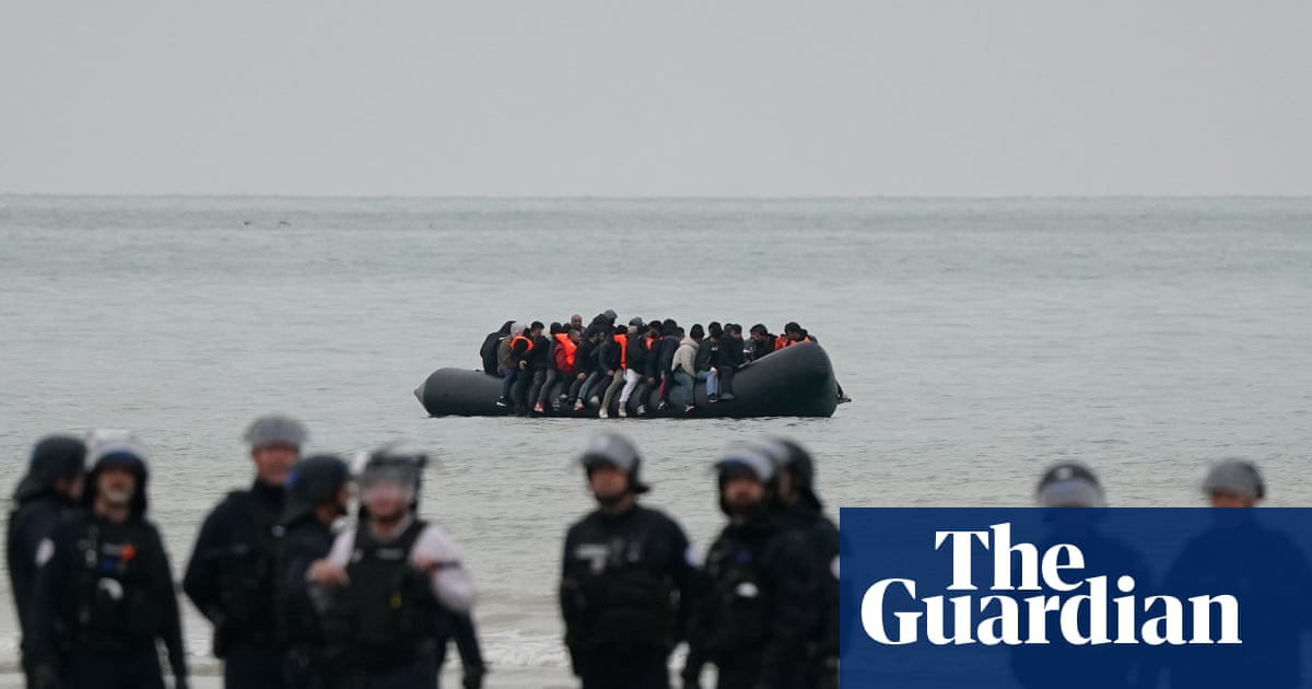 Starmer urges Europe’s leaders to curb ECHR to halt rise of far right | Human rights