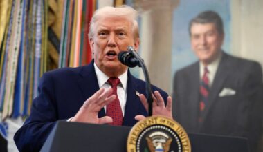 Trump says end of war ‘closer than ever’ as Ukraine approves ‘Nato-like’ plan