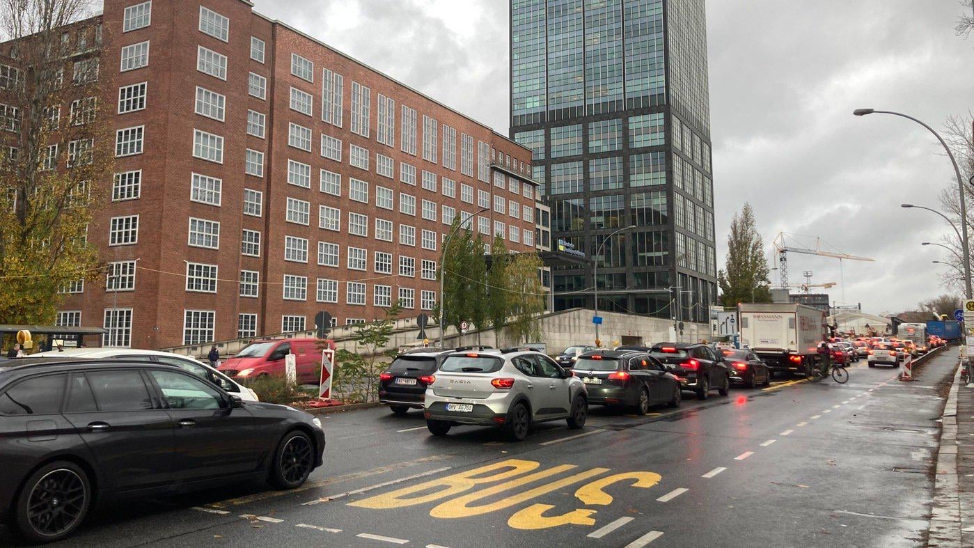 Bislang geheime A100-Verkehrsprognose legt offen: Autobahn-Planer wussten, dass es am Treptower Park zum Chaos kommen musste