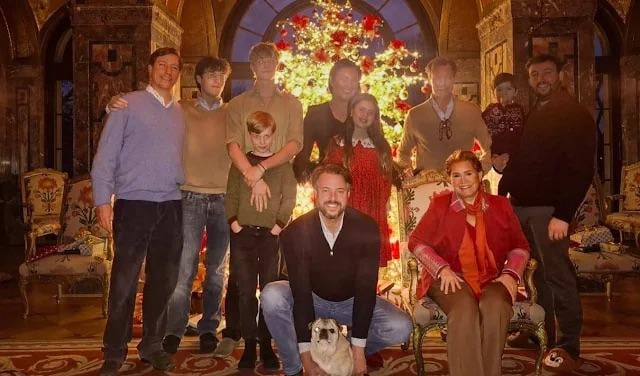 Maria Teresa, Grand Duchess of Luxembourg, shares new family holiday photos