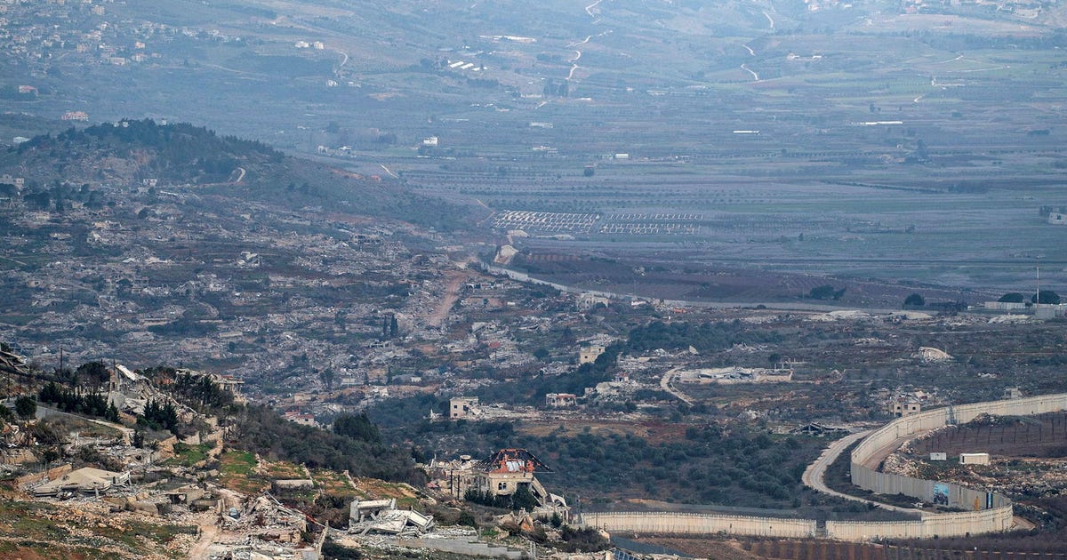 IDF Says It Struck Two Hezbollah Operatives in Southern Lebanon