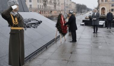 Iranian Foreign Minister pays tribute to Belarusian WWII victims in Minsk