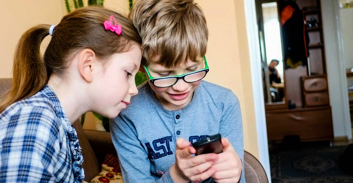 Should social media be banned for under 16s in Ireland?