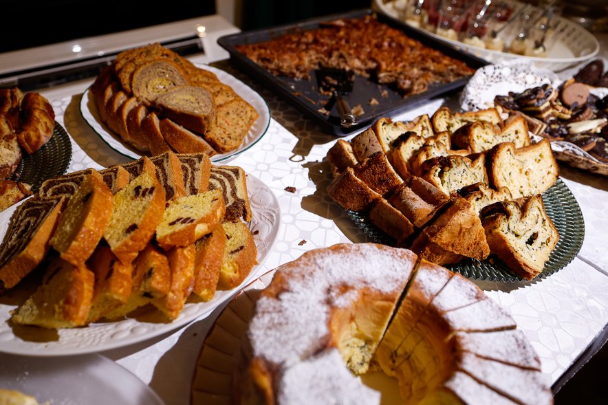  Zavrže se tudi veliko kruha ali potic, te se namreč hitro posušijo, če jih ne shranimo pravilno.