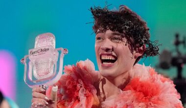 Eurovision-vinnaren Nemo lämnar tillbaka statyett – i protest mot Israel