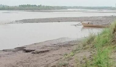 Pakistan accuses India of disrupting river flows