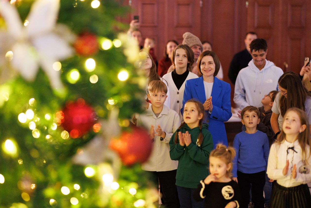 Maia Sandu and global envoys rally behind Moldova’s resilience this Christmas