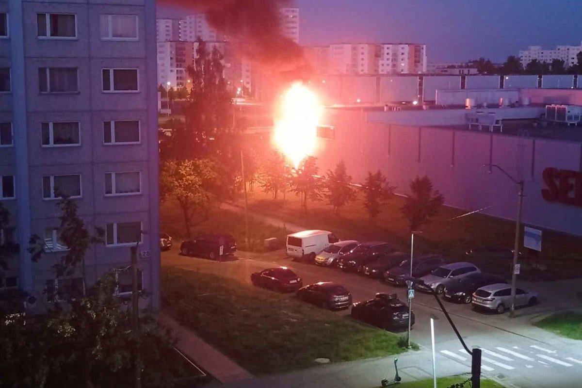 VIDEO | Pruudi peale ärritunud teismeline pani Selveri põlema