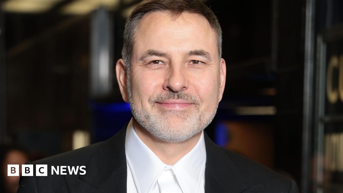 David Walliams dropped by Harper Collins - Allegations of inappropriate behaviour towards young women