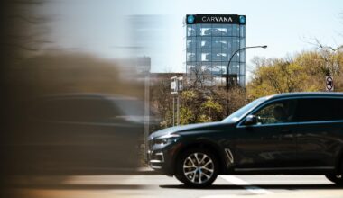 Carvana, CRH, Comfort Systems to join S&P 500 in rebalancing