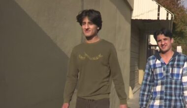 Bay Area Afghan community pushes back against immigration pause