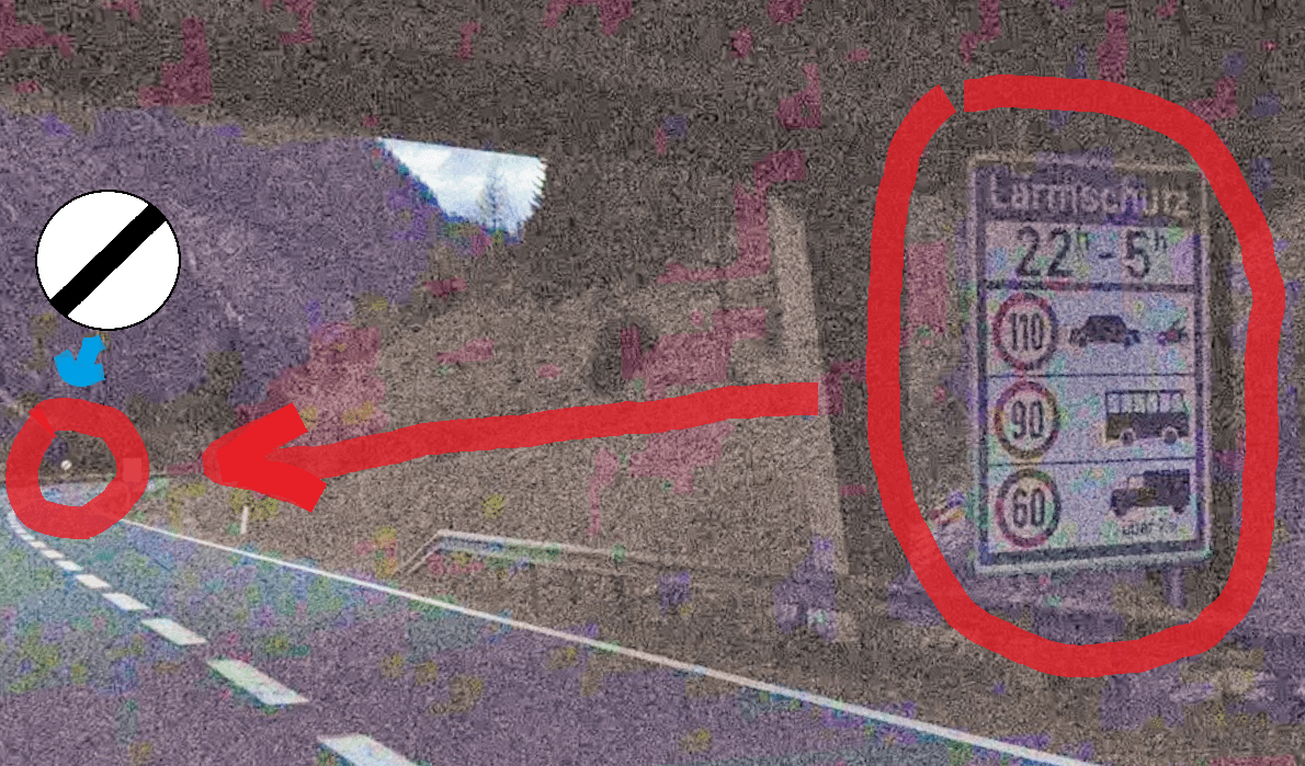 Welches Tempolimit gilt nach dem zweiten Schild um 22:00 Uhr?