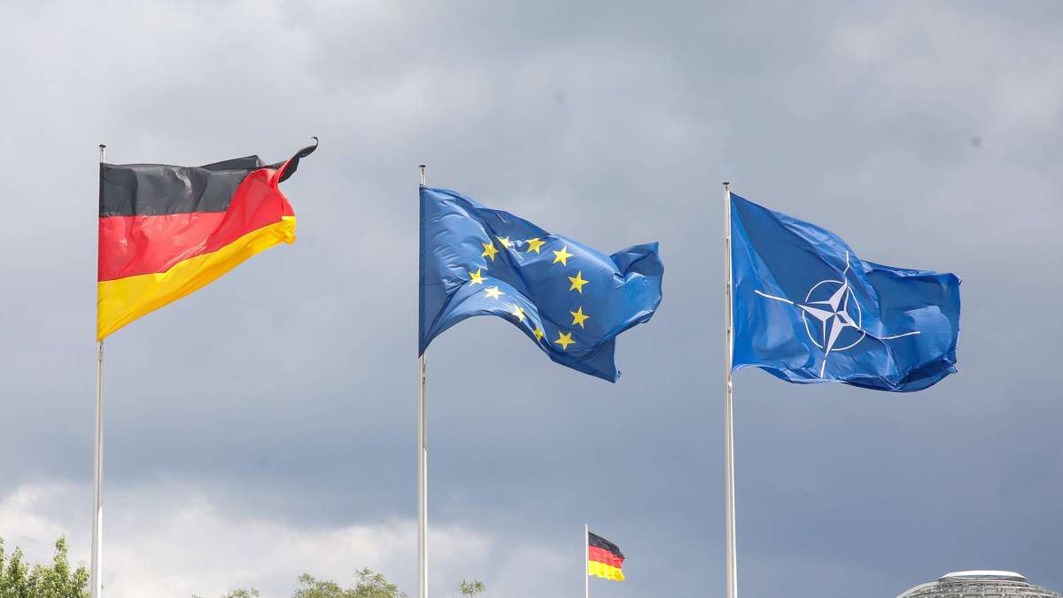 Könnte Deutschland die dominante NATO-Position der USA übernehmen?